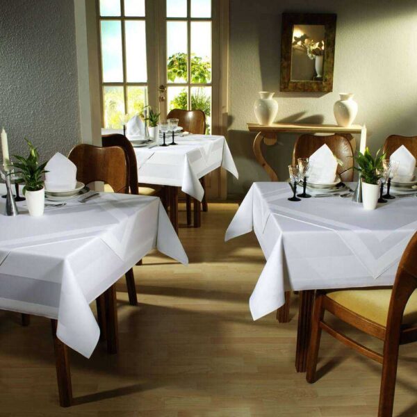 Table Linen - Image 5